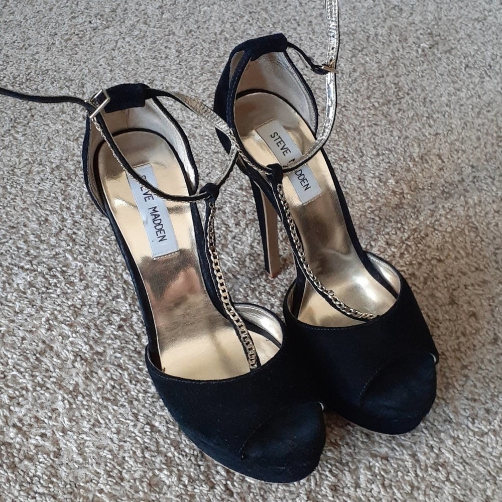 STEVE MADDEN suede leather 7.5 metal design heels